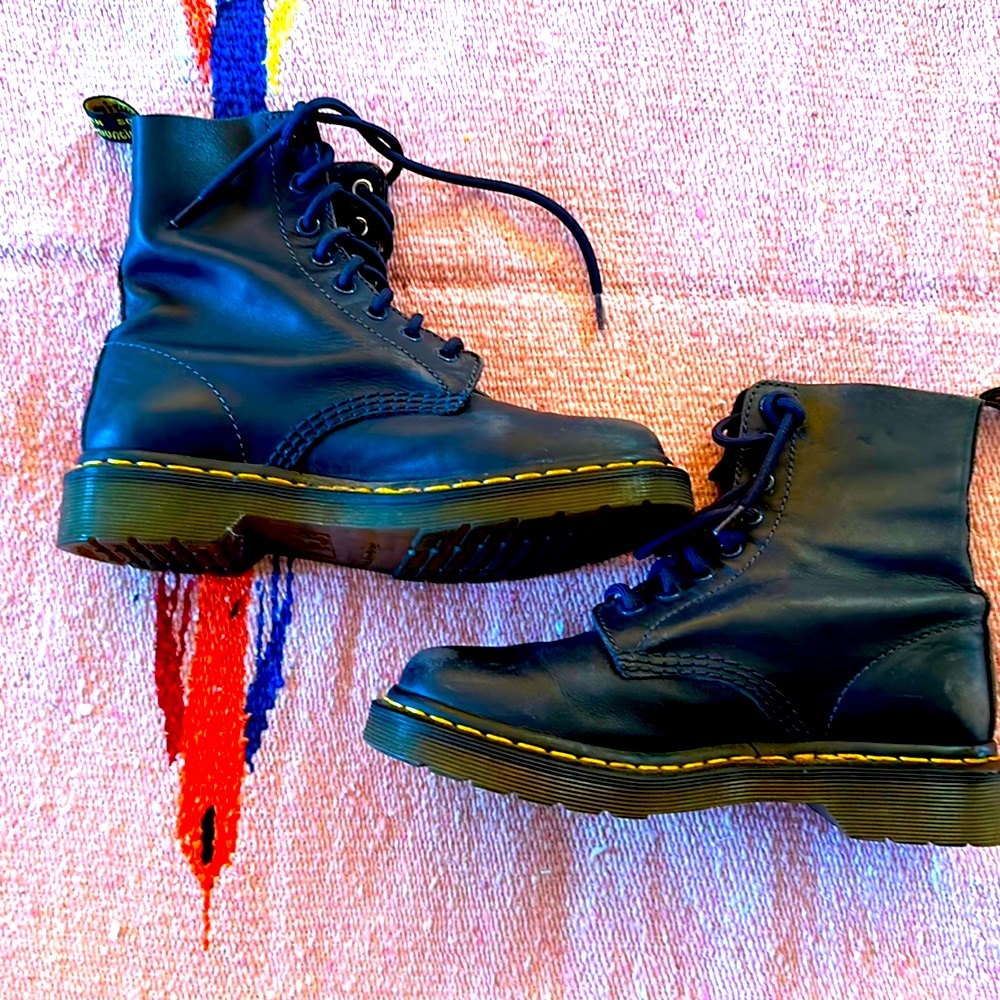 Doc Martens Pascal leather boots